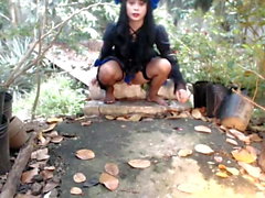 Outdoors sissy Ladyboy dick shake